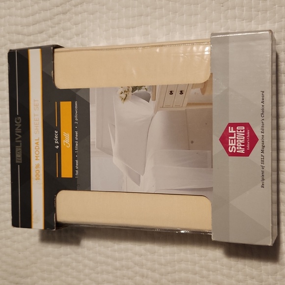 4 piece sheet set full cream colored - Picture 1 of 4